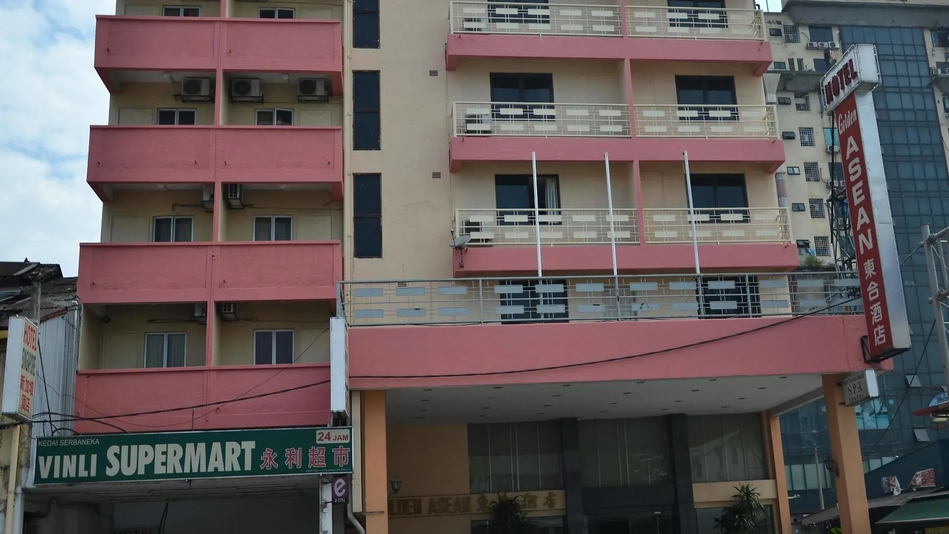 Golden Asean Hotel location