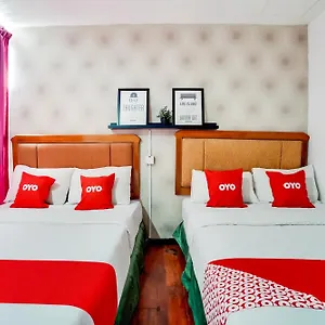Hotel Oyo 89652 Bjorn Boutique